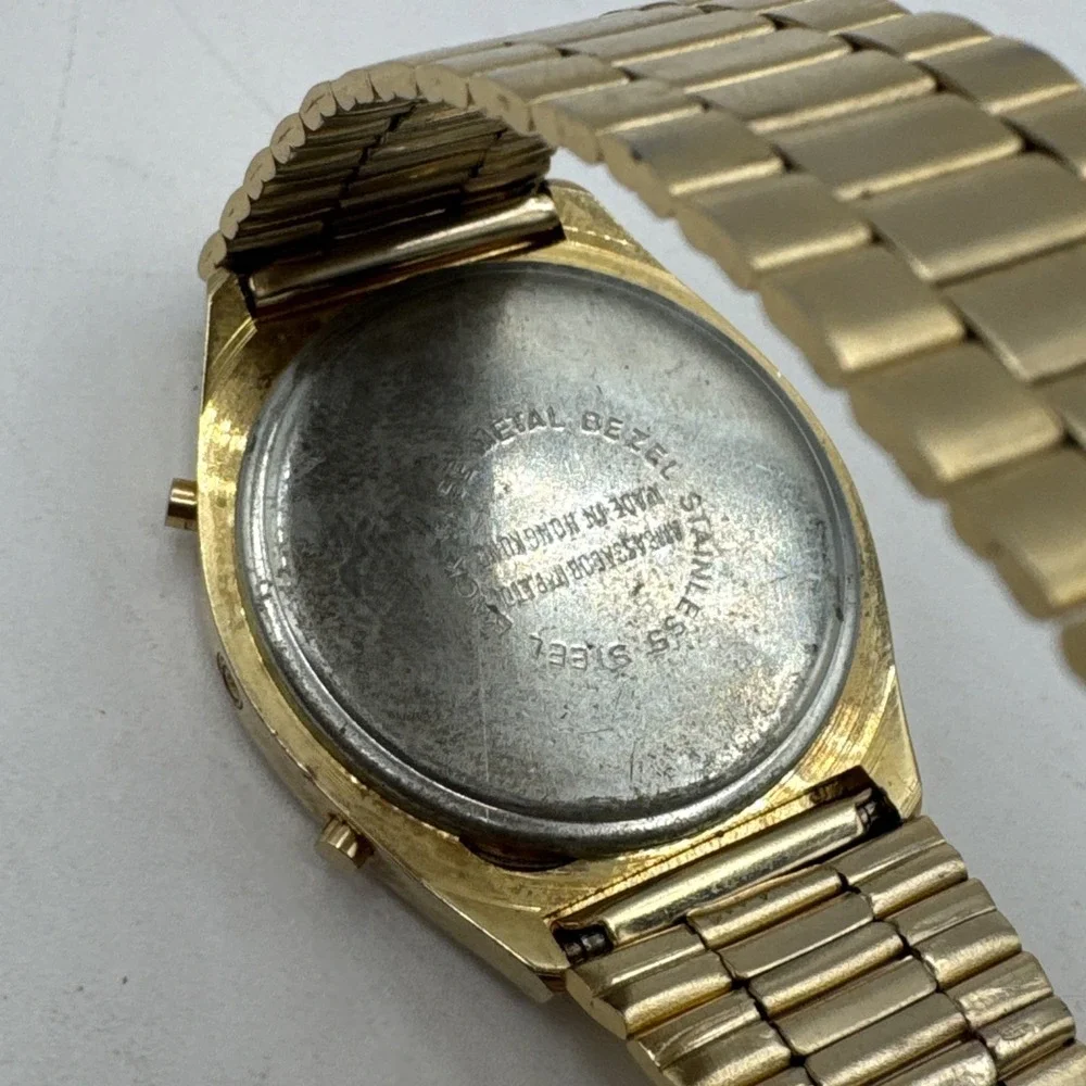 VERY RARE Vintage Authentic AMBASSADOR Digital LCD‎ Quartz Gold Wristwatch WORKS
